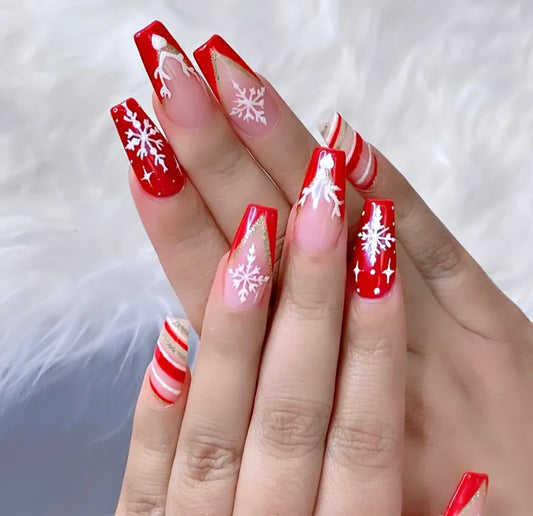 Christmas-Themed Snowflake & Reindeer Design Medium Length Press On Nails